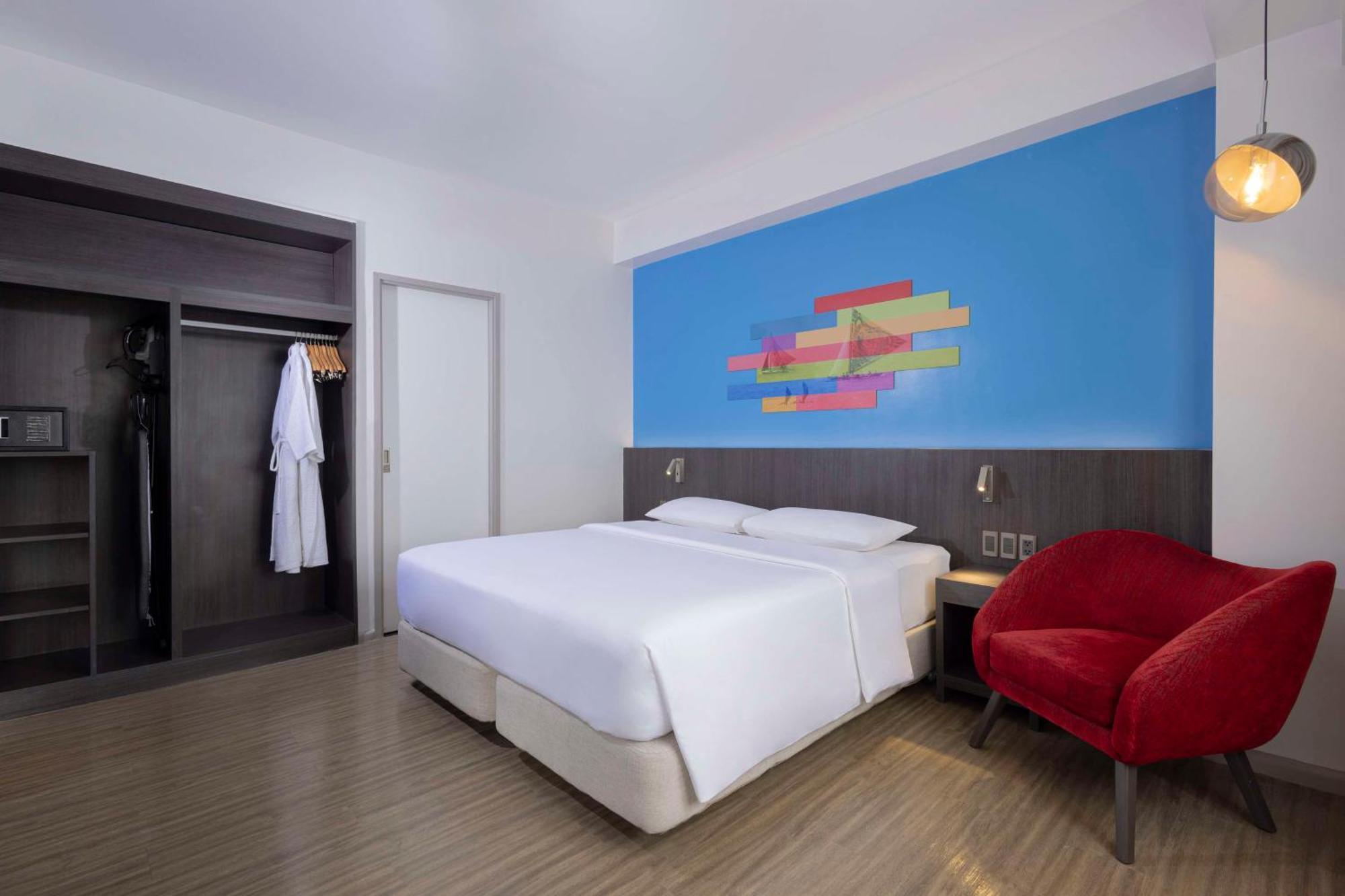 Park Inn By Radisson Iloilo מראה חיצוני תמונה